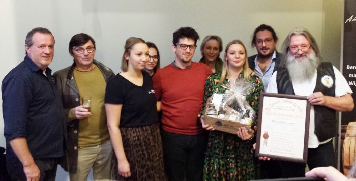 File:Den Herberg Gouden Lambikstoemper.jpg