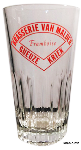 File:Glass four 05.jpg
