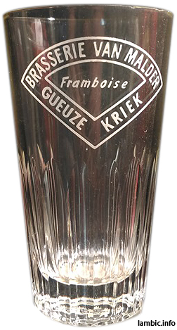 File:Glass four 04.jpg