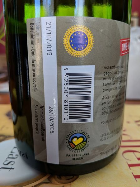 File:3 Fonteinen Geuze 21 Oct 2015.jpg