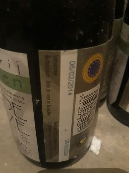 File:3 Fonteinen Geuze 06 Feb 2014.jpg