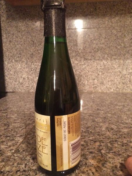 File:3 Fonteinen Geuze 30 Nov 2005.jpg